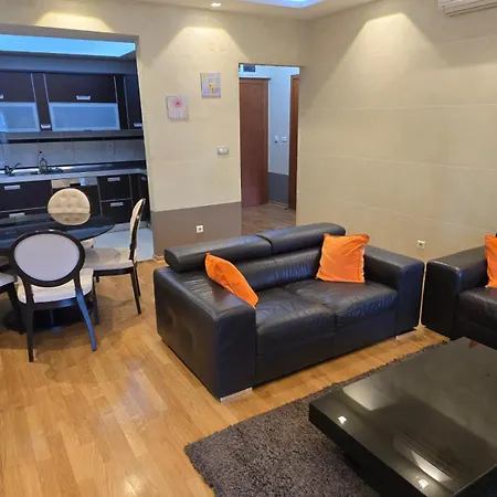 Апартаменты Royale Nook *